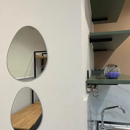 Boulevard Nest - * Tirana