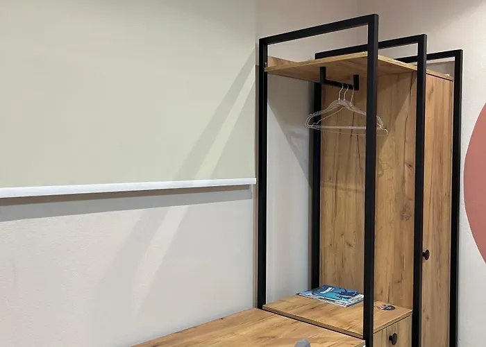 Boulevard Nest - 地拉那